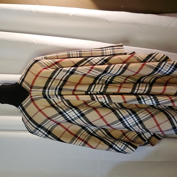 Plaid shawl/shrug 😍 - Picture 4 of 4